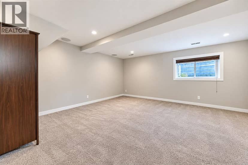 #115, 300 Marina Drive — photo 25 of 29