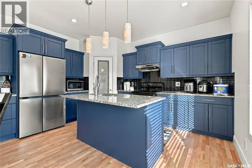 242 Pohorecky STREET — photo 12 of 40