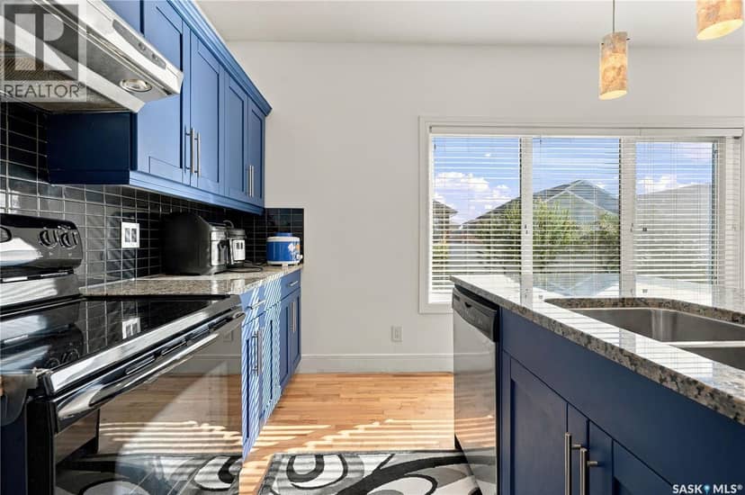 242 Pohorecky STREET — photo 15 of 40