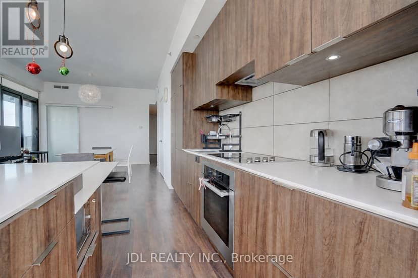 4502 - 5 St Joseph Street — photo 16 of 40