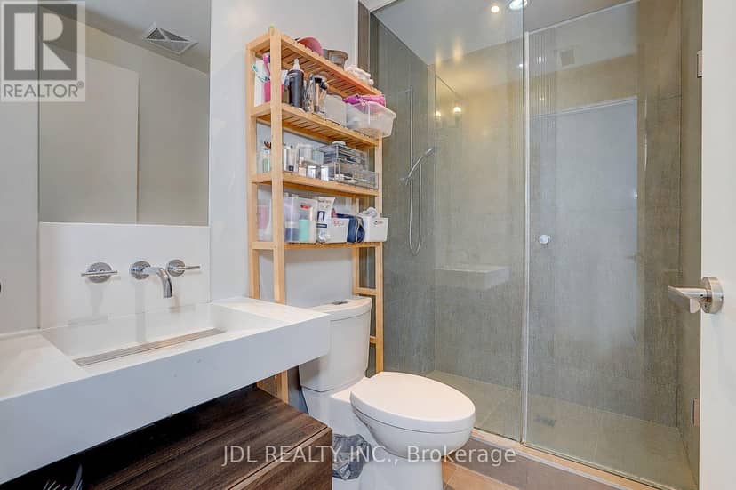 4502 - 5 St Joseph Street — photo 20 of 40
