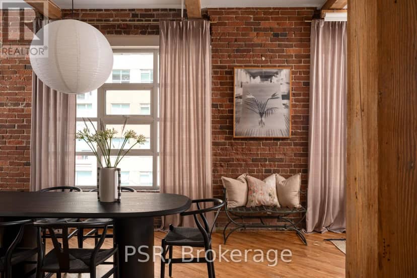 407 - 90 Sherbourne Street — photo 14 of 36
