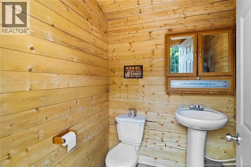 460 Dufferin Road — photo 27 of 40