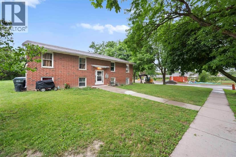 915 Lena — photo 7 of 26