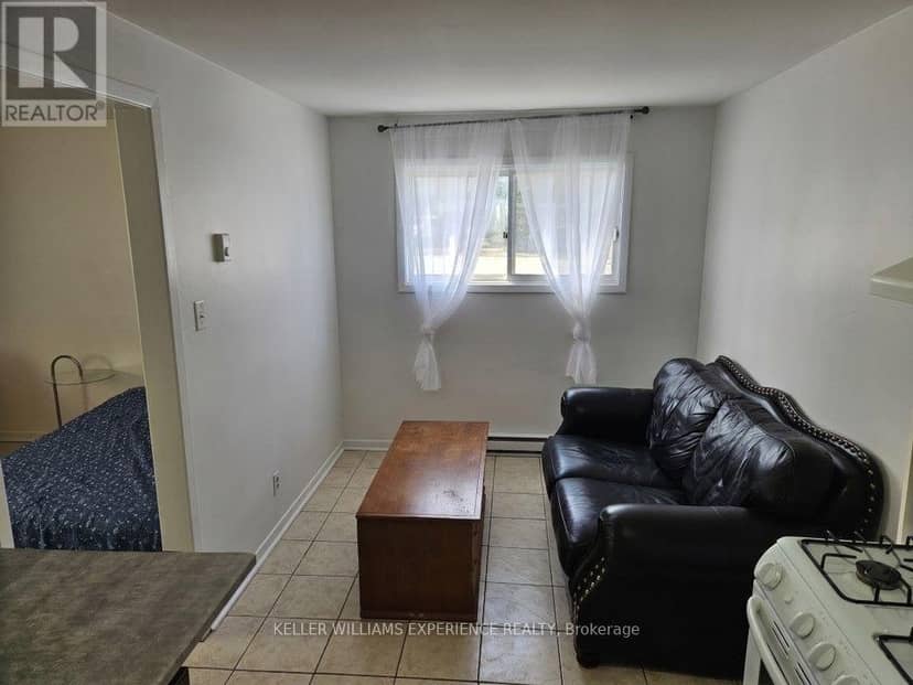 8867 McKinnon Road — photo 7 of 31