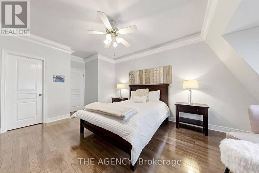 272 Redpath Avenue — photo 28 of 35