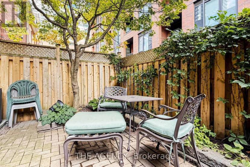 272 Redpath Avenue — photo 35 of 35