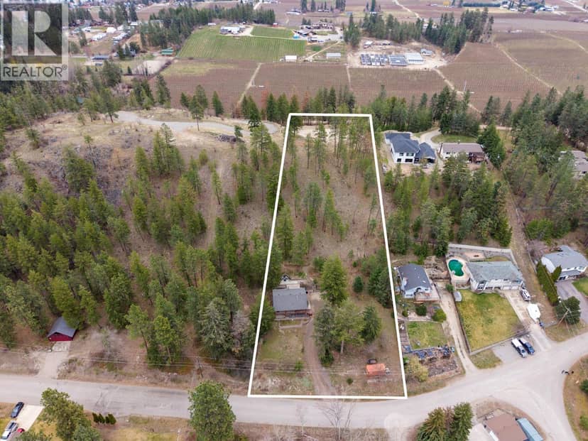 11011 Hallam Drive, Lake Country