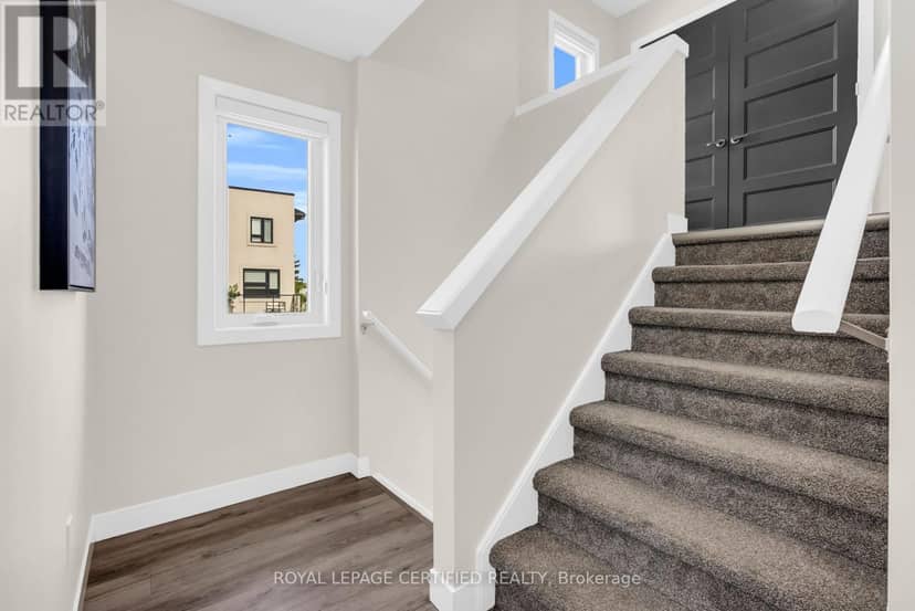 36 - 3380 Singleton Avenue — photo 34 of 40
