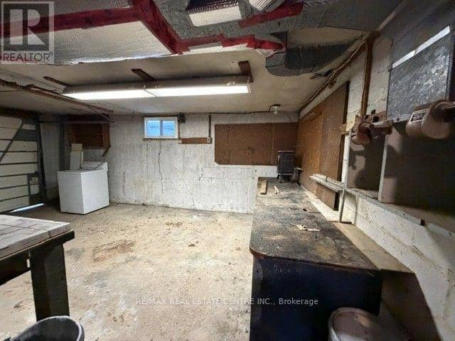 6075 Summer Street — photo 34 of 36