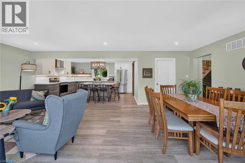 8105 LEEMING Road — photo 13 of 40