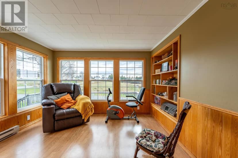 1271 Highway 1 — photo 24 of 40