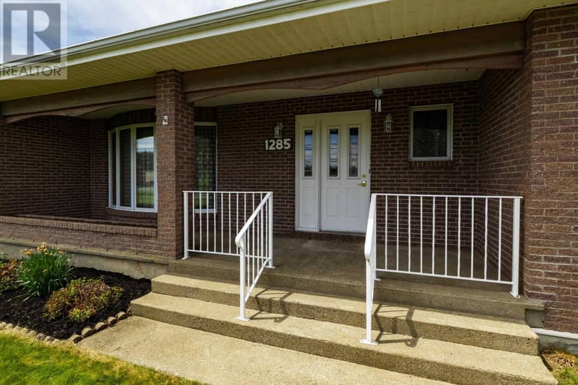 1285 Highway 1 — photo 12 of 40