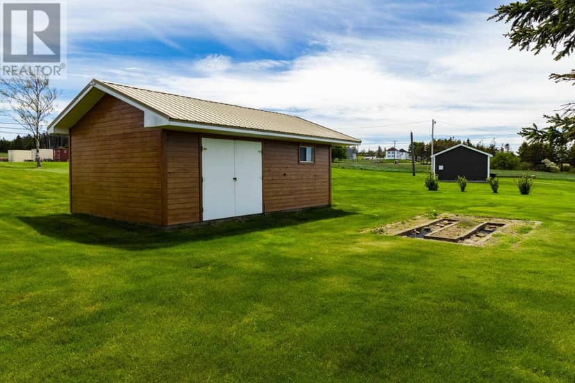 1285 Highway 1 — photo 10 of 40