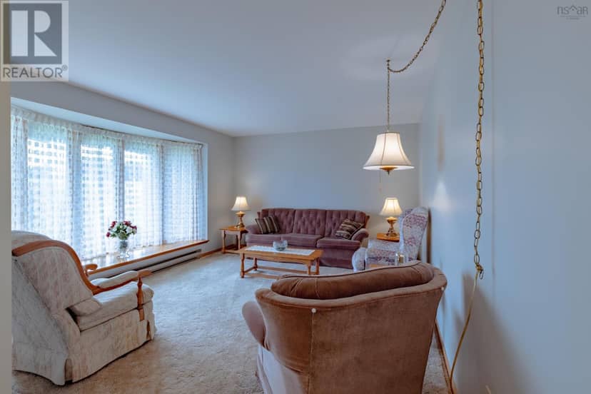 1285 Highway 1 — photo 14 of 40