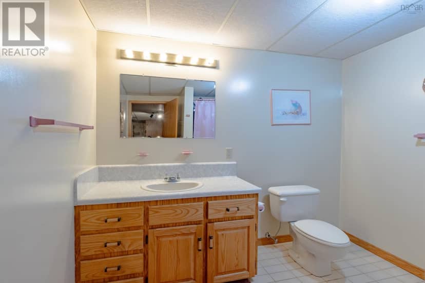 1285 Highway 1 — photo 37 of 40
