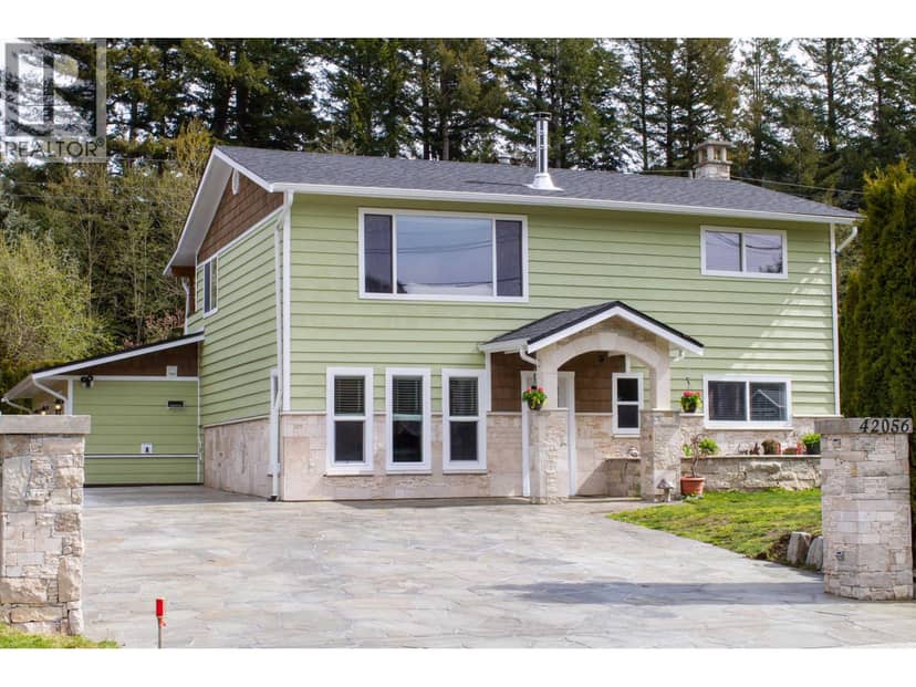 42056 BIRKEN ROAD, Squamish
