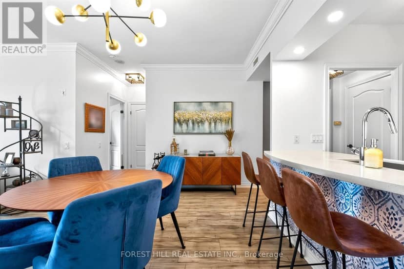 508 - 2 Edith Drive — photo 15 of 36