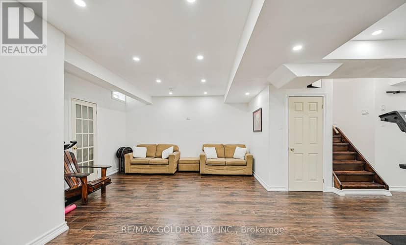 7 Bellotti Crescent — photo 27 of 36