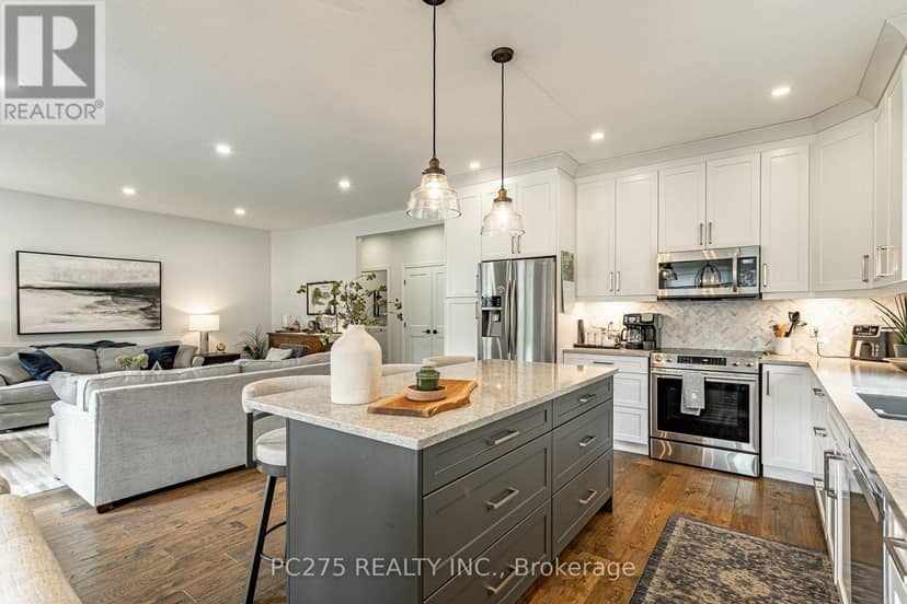 9 Foxborough Place — photo 20 of 40