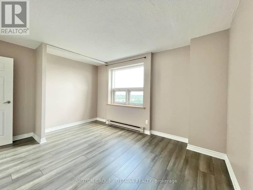 1908 - 900 Dynes Road — photo 10 of 16