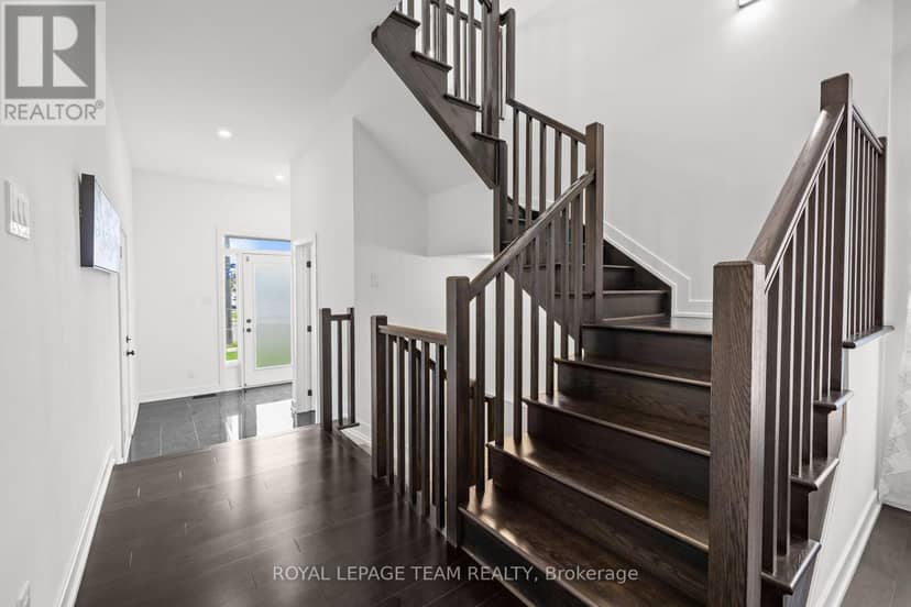 3328 Findlay Creek Drive — photo 14 of 34