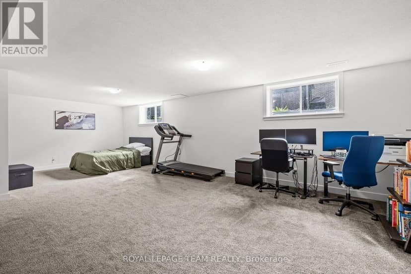 3328 Findlay Creek Drive — photo 27 of 34