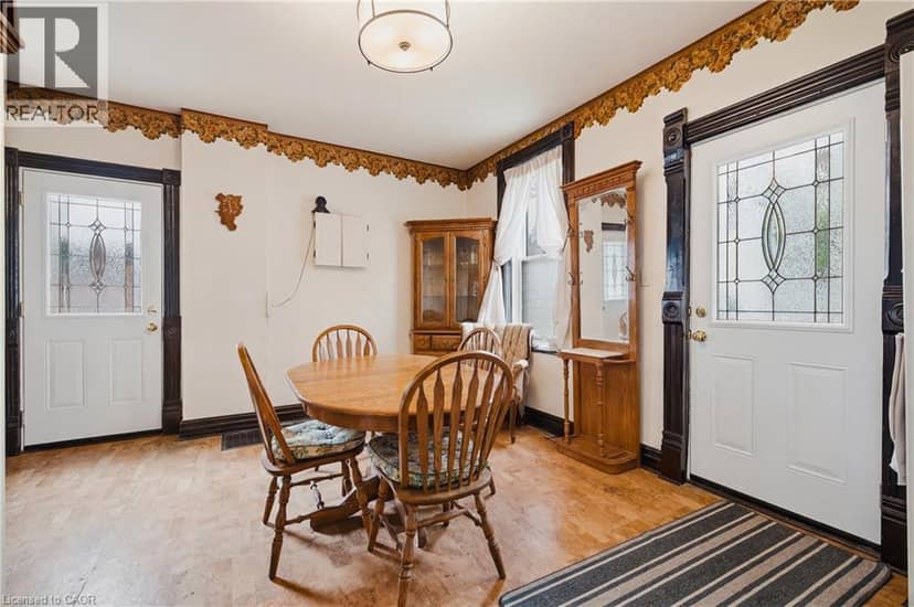 295 LIVINGSTONE Avenue N — photo 18 of 36