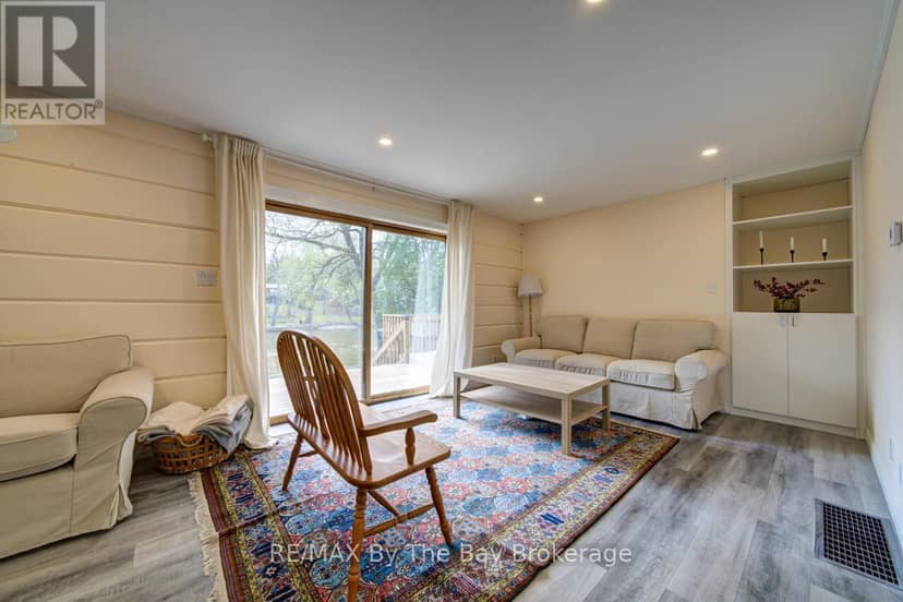 646 Oxbow Park Drive — photo 12 of 40