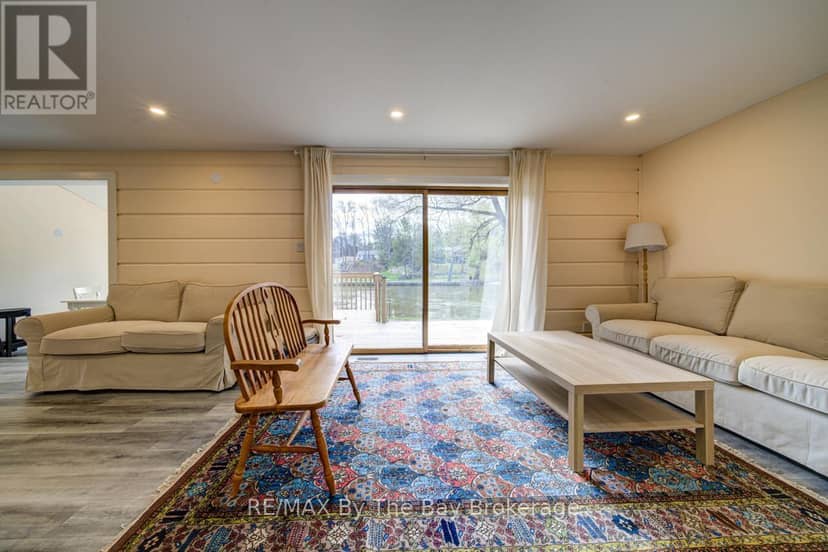 646 Oxbow Park Drive — photo 13 of 40