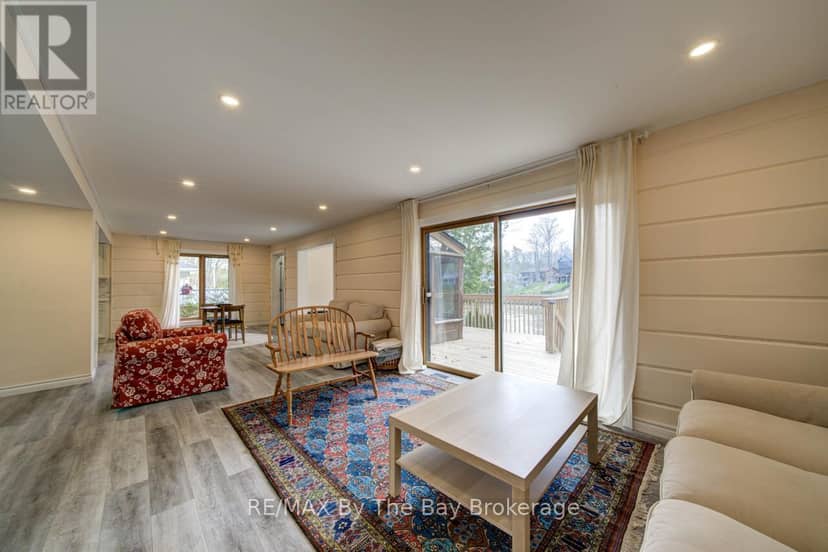 646 Oxbow Park Drive — photo 14 of 40