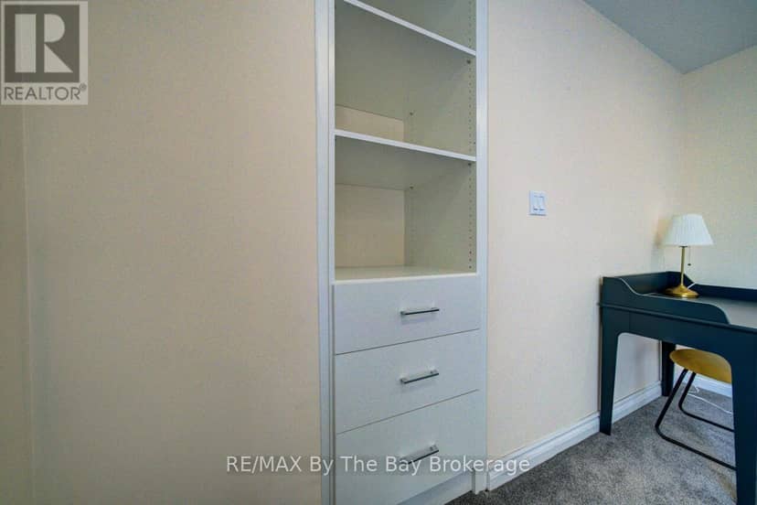 646 Oxbow Park Drive — photo 37 of 40