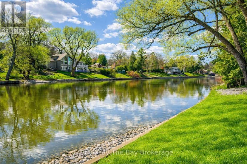 646 Oxbow Park Drive — photo 6 of 40