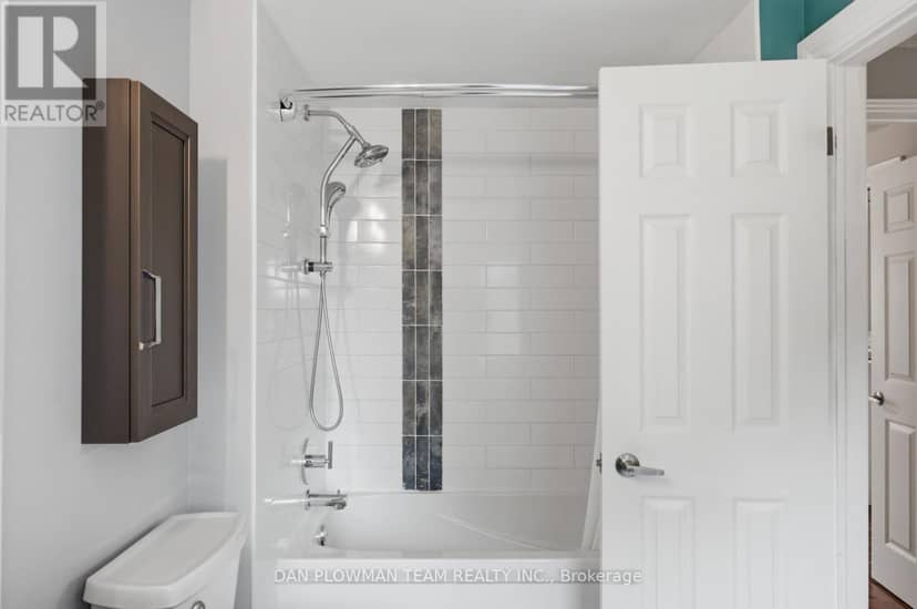 6 Saddlebrook Court — photo 31 of 40