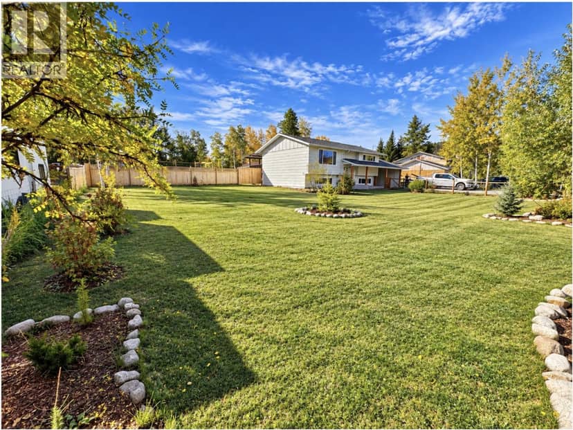 6494 GREY CRESCENT, Horse Lake, photo 5