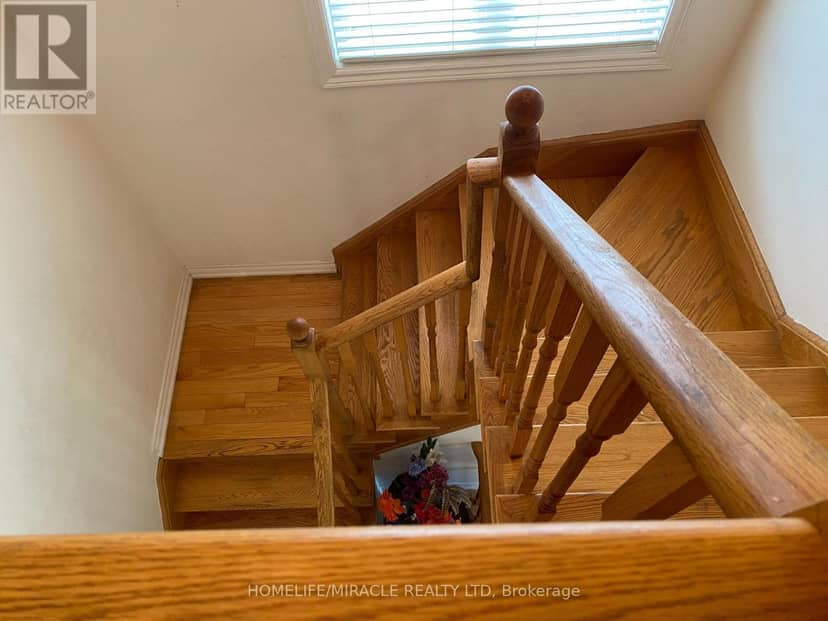 13 Vasto Lane, Toronto, photo 8