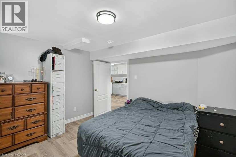 40 CLARENDON Avenue — photo 34 of 40