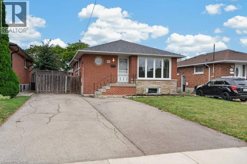 40 CLARENDON Avenue — photo 2 of 40