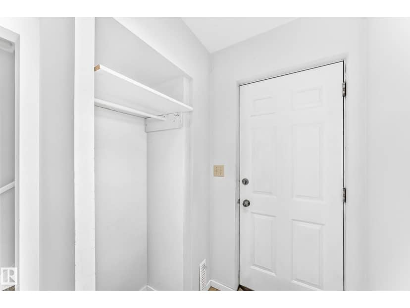 9536 155 ST NW — photo 34 of 40