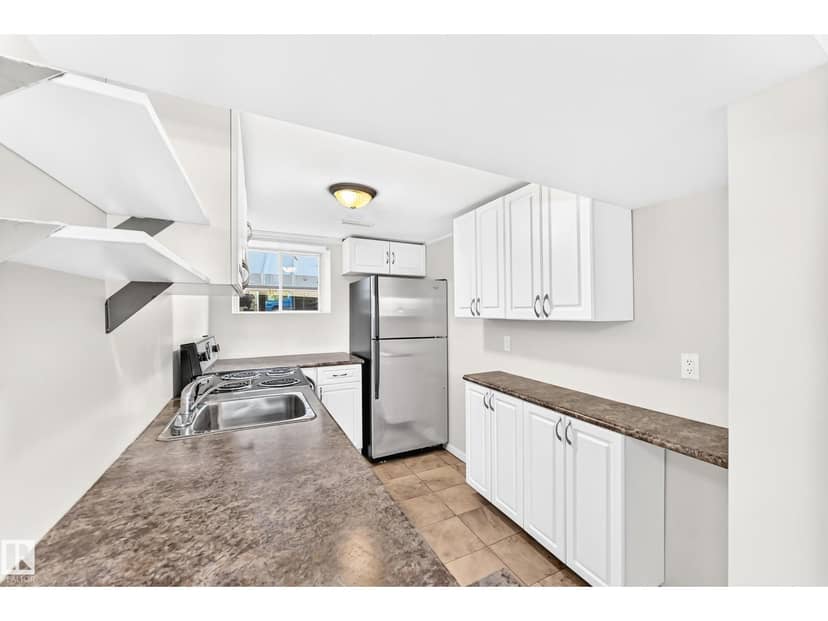 9536 155 ST NW — photo 39 of 40