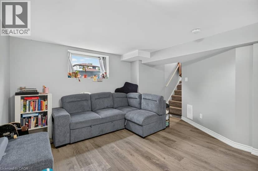 40 CLARENDON Avenue — photo 29 of 40