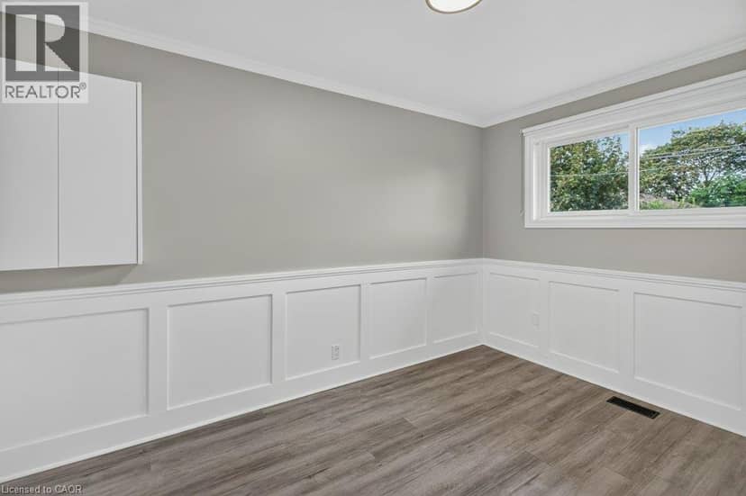 40 CLARENDON Avenue — photo 24 of 40
