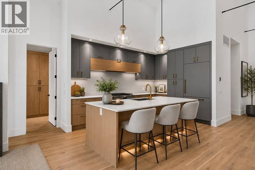 3707 McKinley Beach Drive, Kelowna