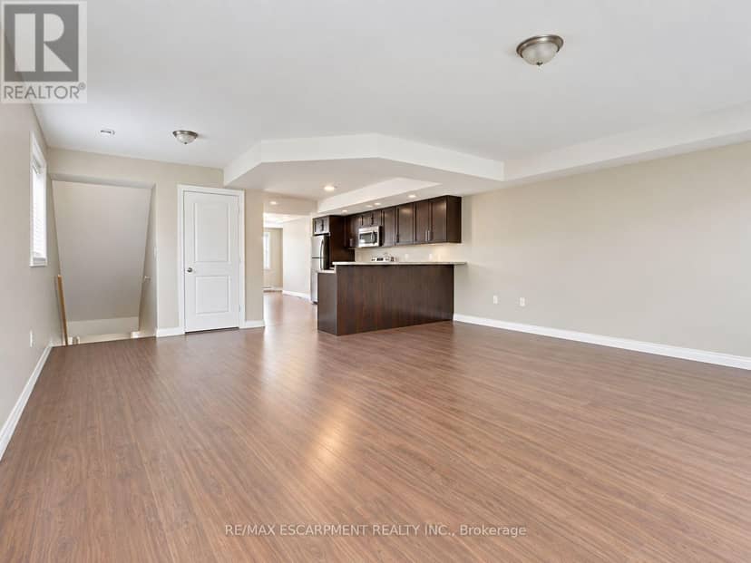 164 Morgan Avenue — photo 2 of 16