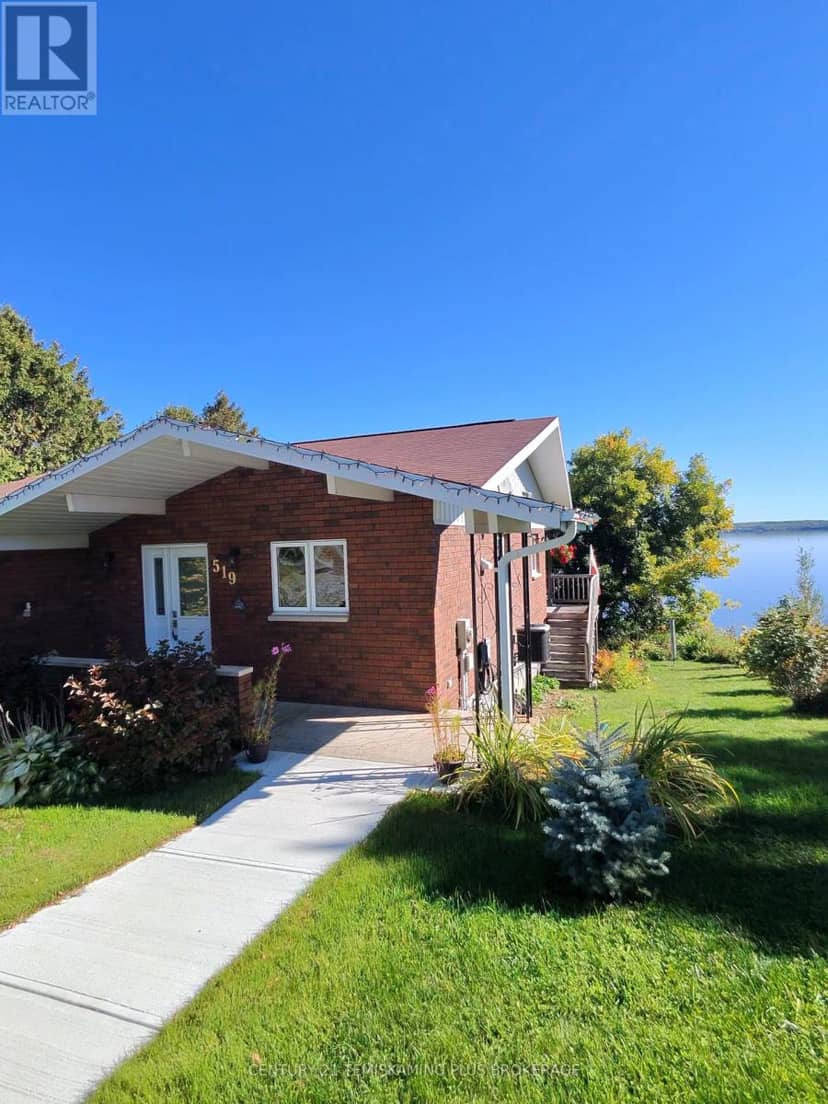 519 Lakeshore Road N, Temiskaming Shores