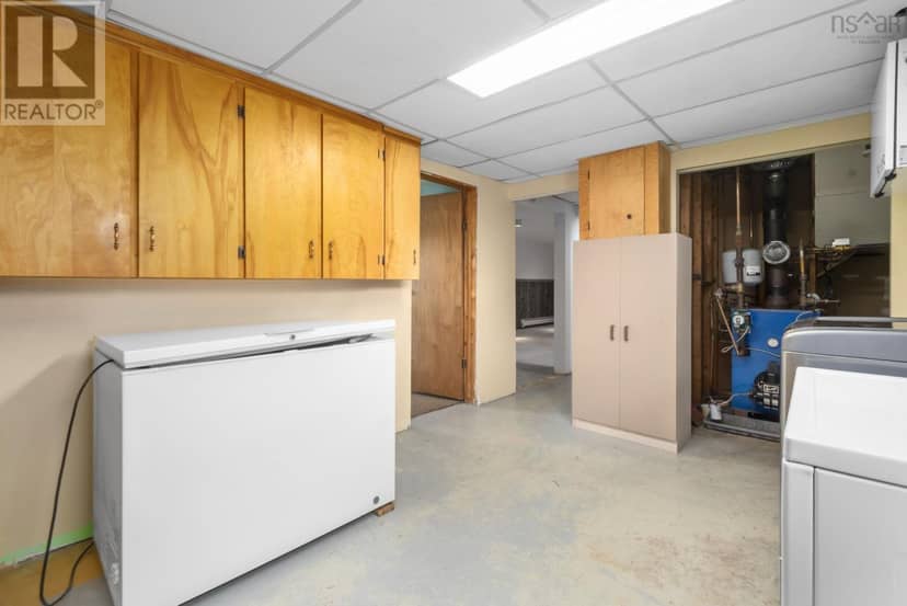 46 Himmelman Drive — photo 32 of 40