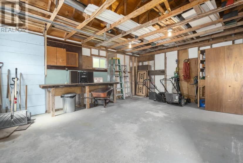 46 Himmelman Drive — photo 39 of 40