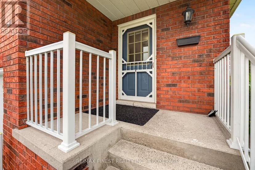 975 Ringstead Street — photo 3 of 33