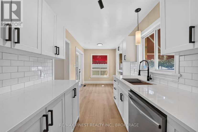 975 Ringstead Street — photo 9 of 33