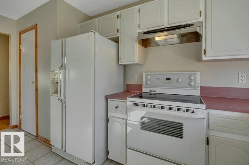 3506 44 ST — photo 20 of 40